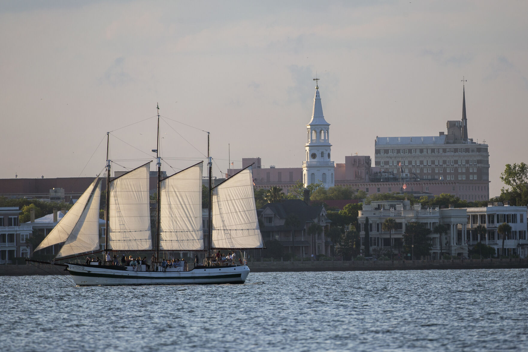 charlestonskyline.jpg (copy) (copy)